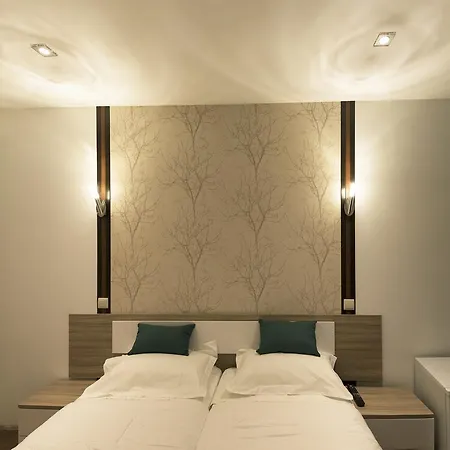 Suites Deluxe Casa de hóspedes *